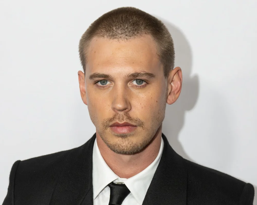 Attractive Men’s Hairstyles: 20 Barber’s Style Guide 20 Buzz Cut
