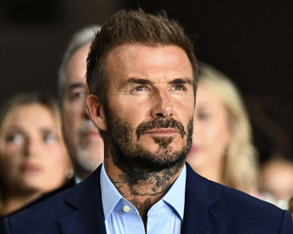 Attractive Men’s Hairstyles: 20 Barber’s Style Guide 8 Classic Quiff