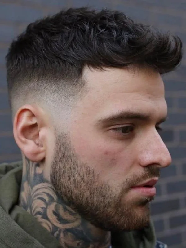 Taper vs Fade: Key Differences Between Men’s Haircuts 13 Faux Hawk Fade