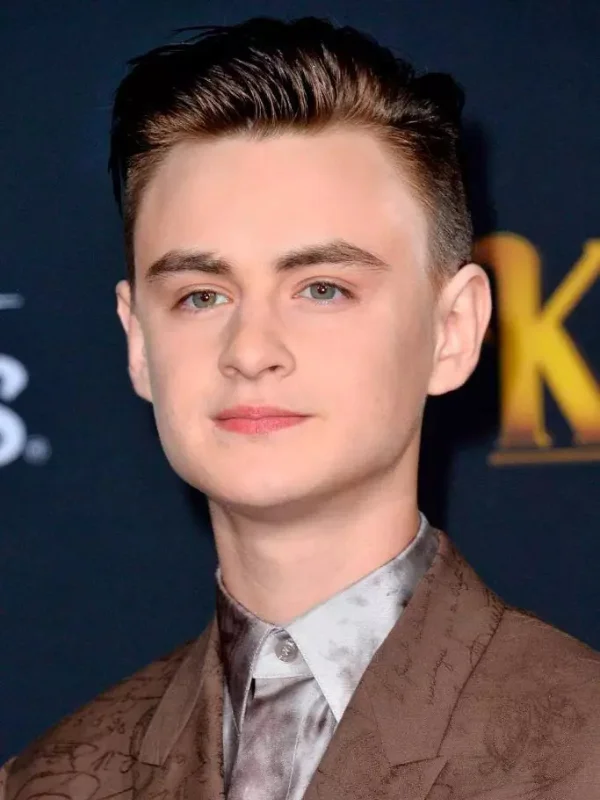 35 Cool Haircuts for Teenage Guys – Trendy & Fresh Styles 10 Flowing Slick Back