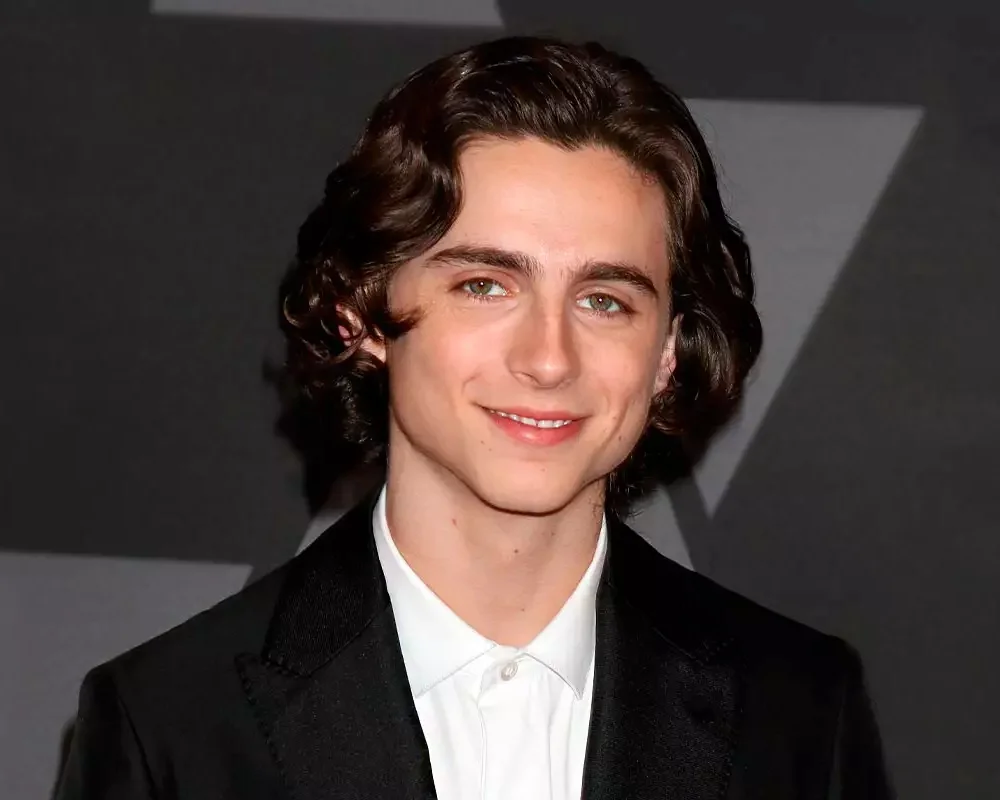 Low-Maintenance Men’s Haircuts: 29 for Easy Style 23 Layered Flow