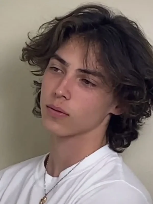 35 Cool Haircuts for Teenage Guys – Trendy & Fresh Styles 25 Long Middle Part