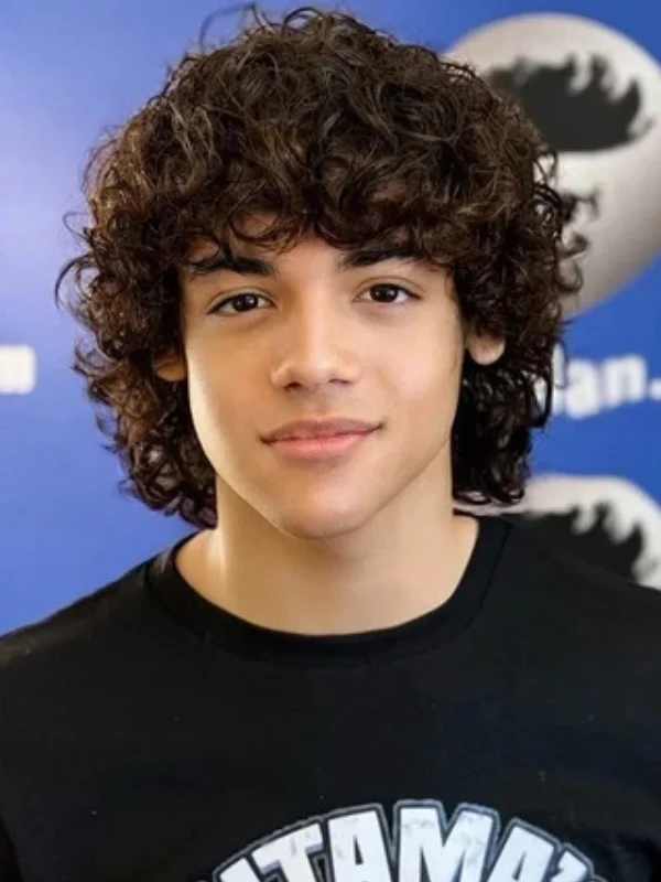 35 Cool Haircuts for Teenage Guys – Trendy & Fresh Styles 29 Messy Curls