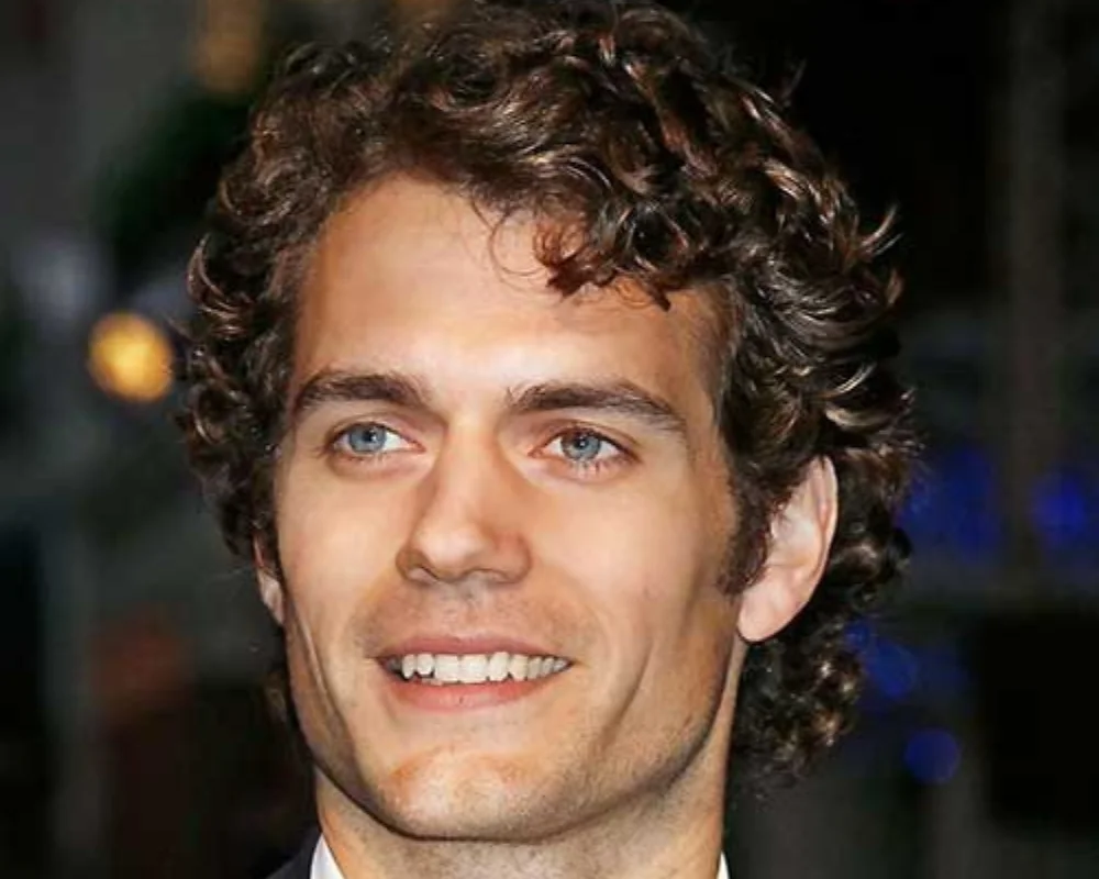 Low-Maintenance Men’s Haircuts: 29 for Easy Style 12 Short Curls