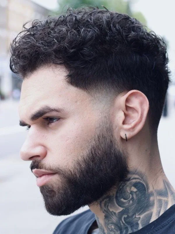 Low Taper Fade with Curls: 20 Fresh Style Ideas for Men 22 Low Taper Fade with Beard and Curls